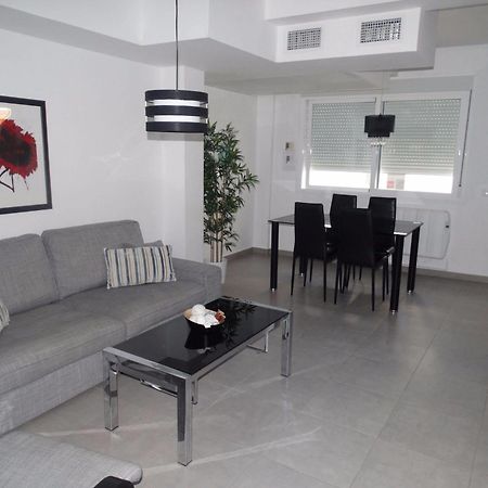Malaga Apartamentos - Nuno Gomez, 24 Экстерьер фото