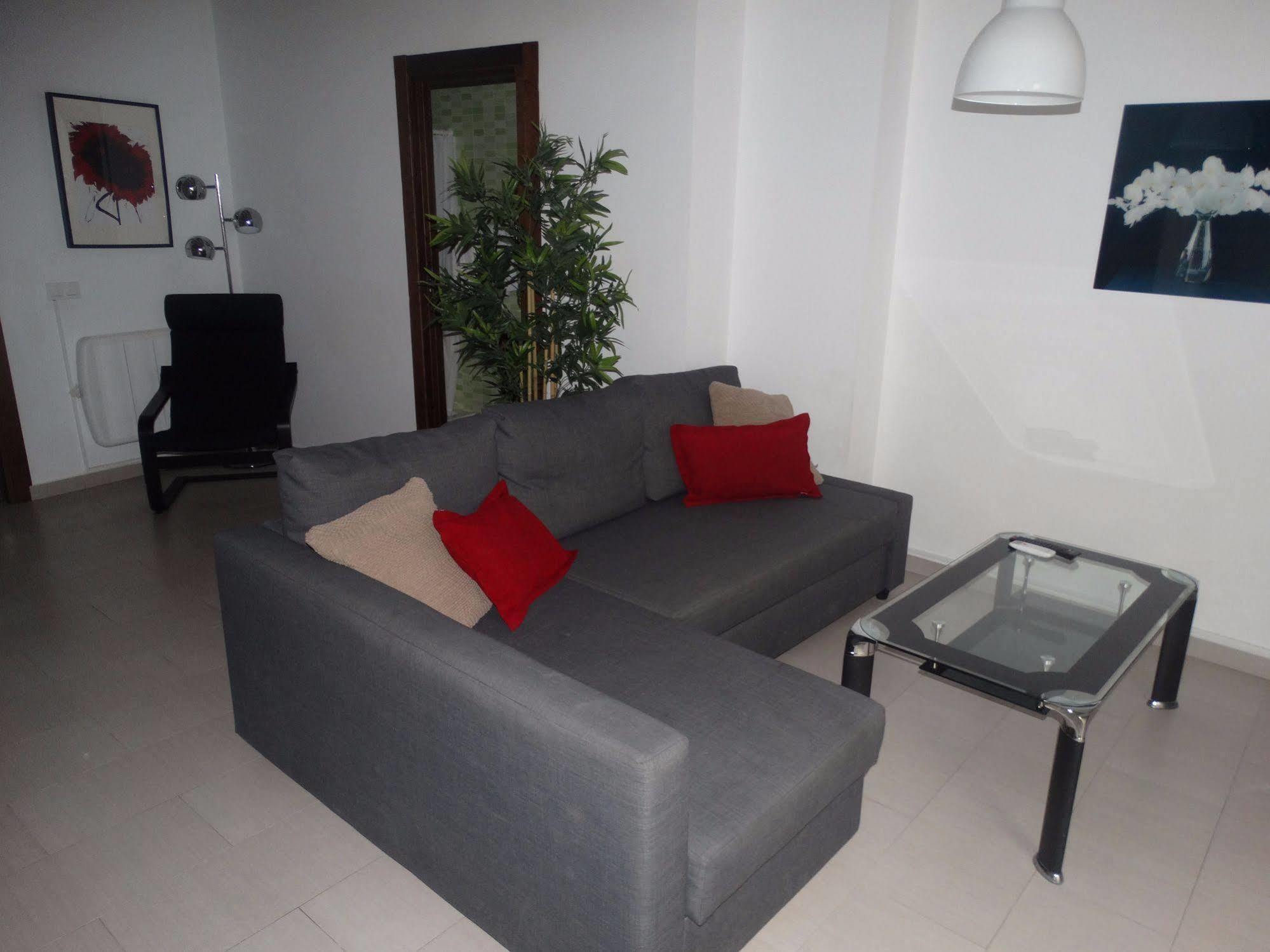 Malaga Apartamentos - Nuno Gomez, 24 Экстерьер фото
