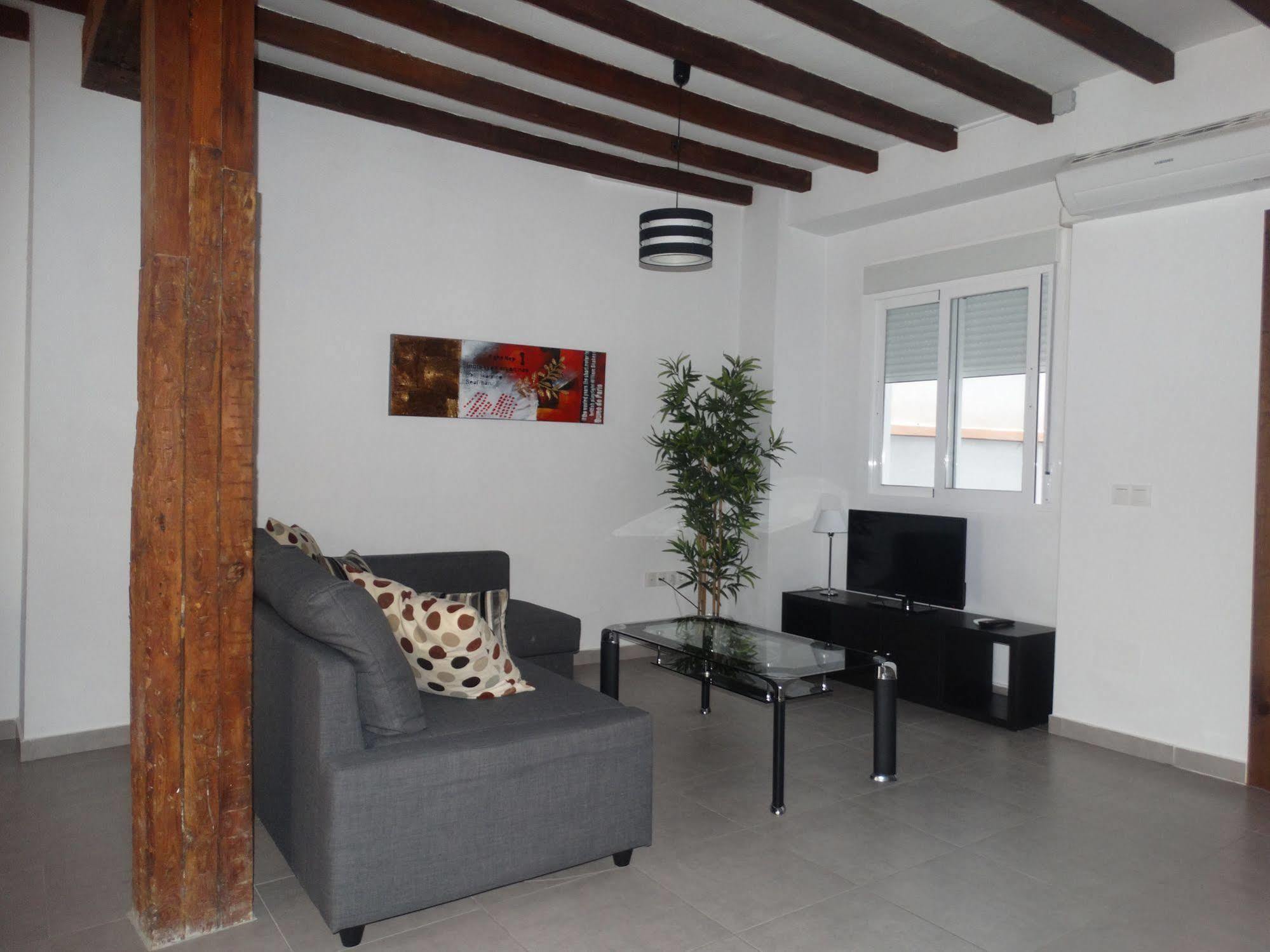 Malaga Apartamentos - Nuno Gomez, 24 Экстерьер фото