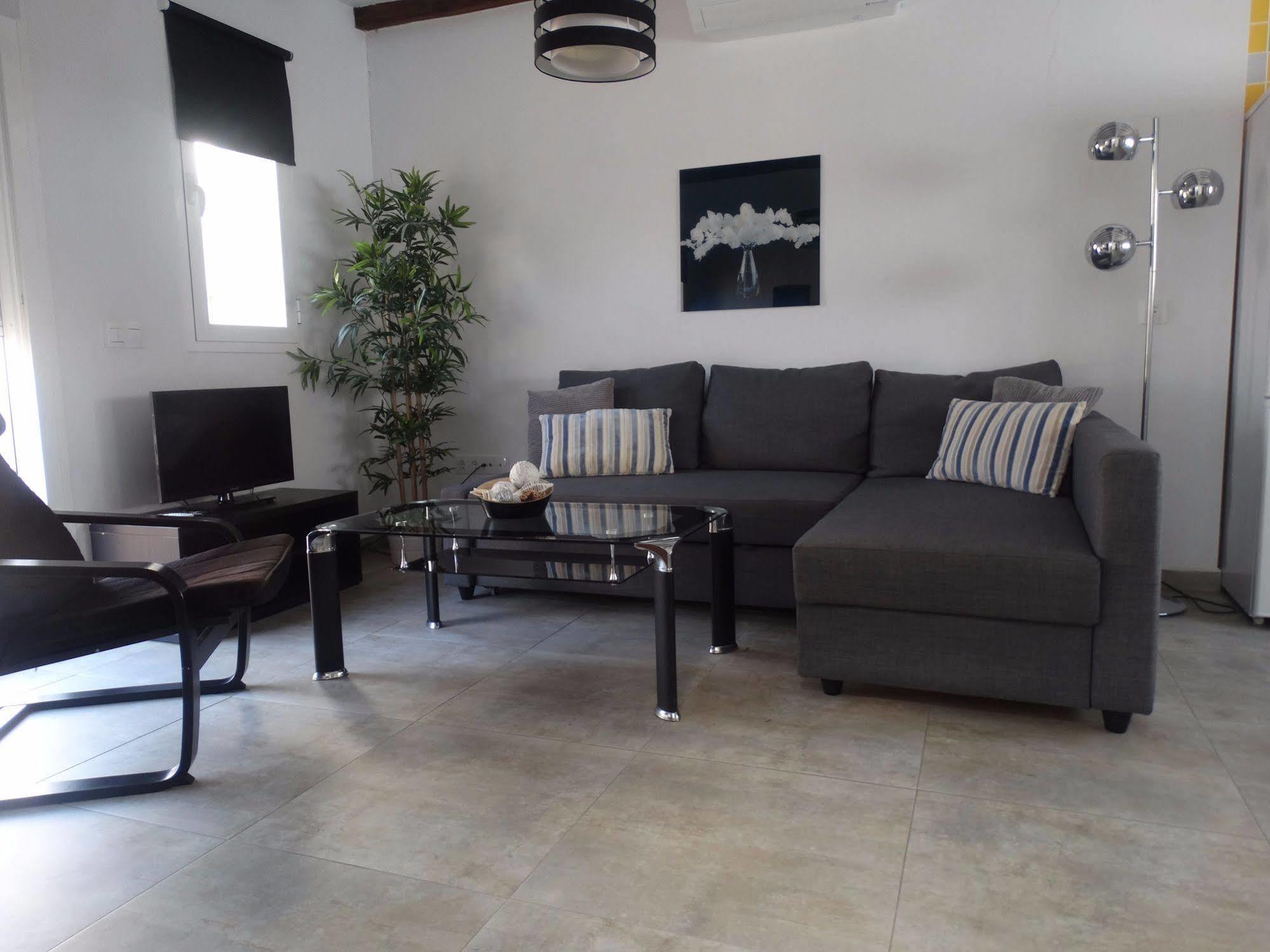 Malaga Apartamentos - Nuno Gomez, 24 Экстерьер фото