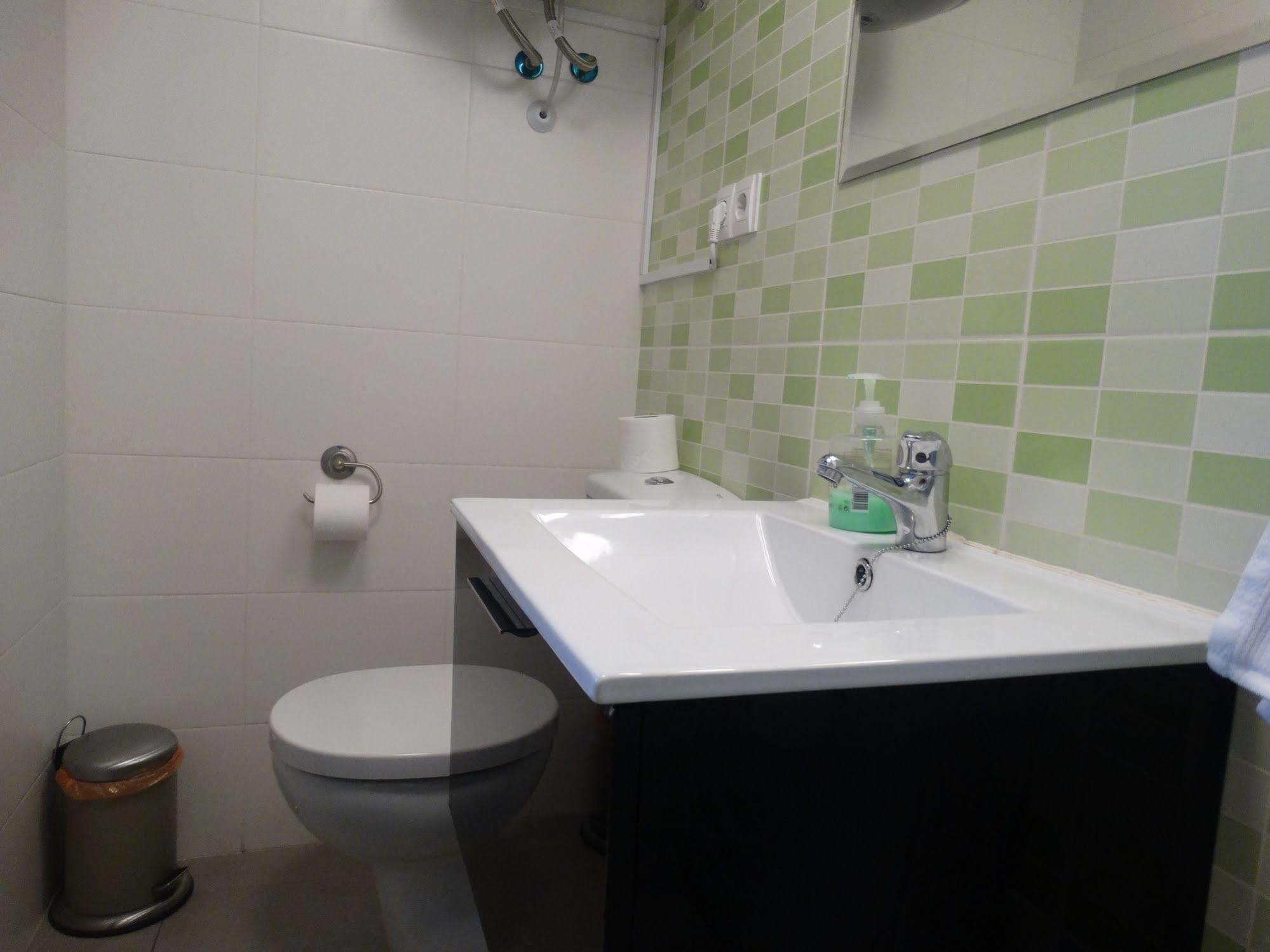 Malaga Apartamentos - Nuno Gomez, 24 Экстерьер фото